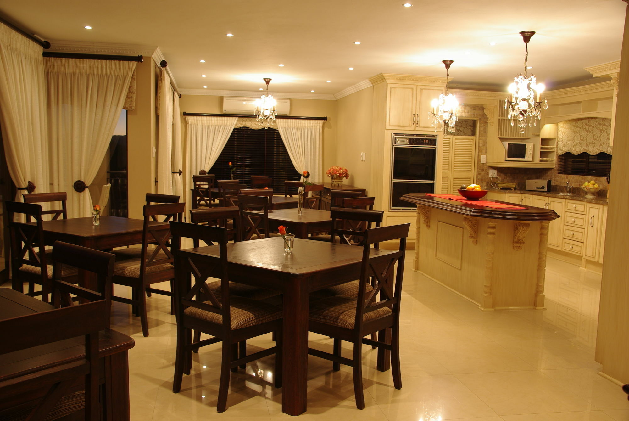 Chateau La Mer Exclusive Guesthouse & Spa Hartbeespoort Dış mekan fotoğraf