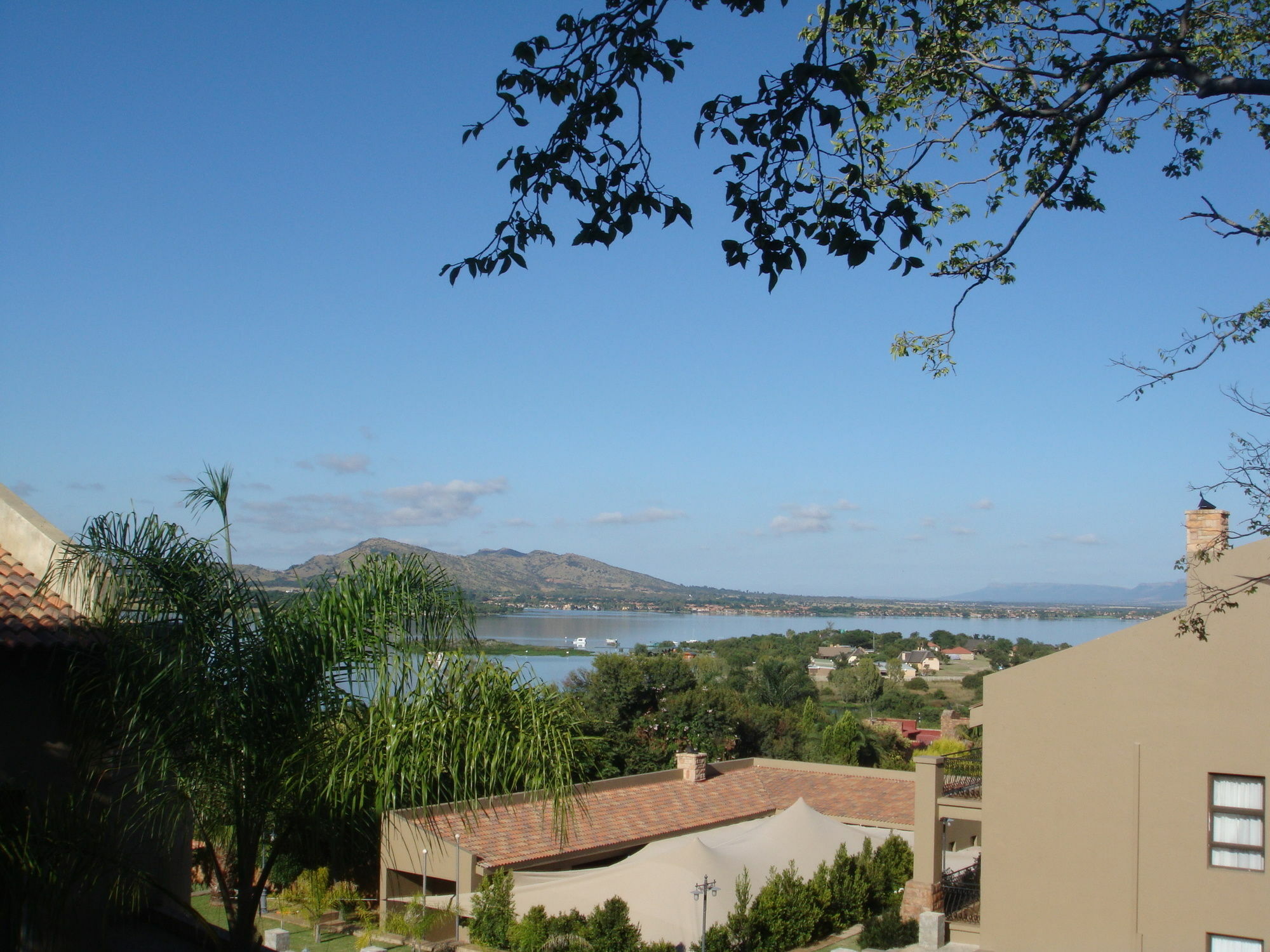 Chateau La Mer Exclusive Guesthouse & Spa Hartbeespoort Dış mekan fotoğraf