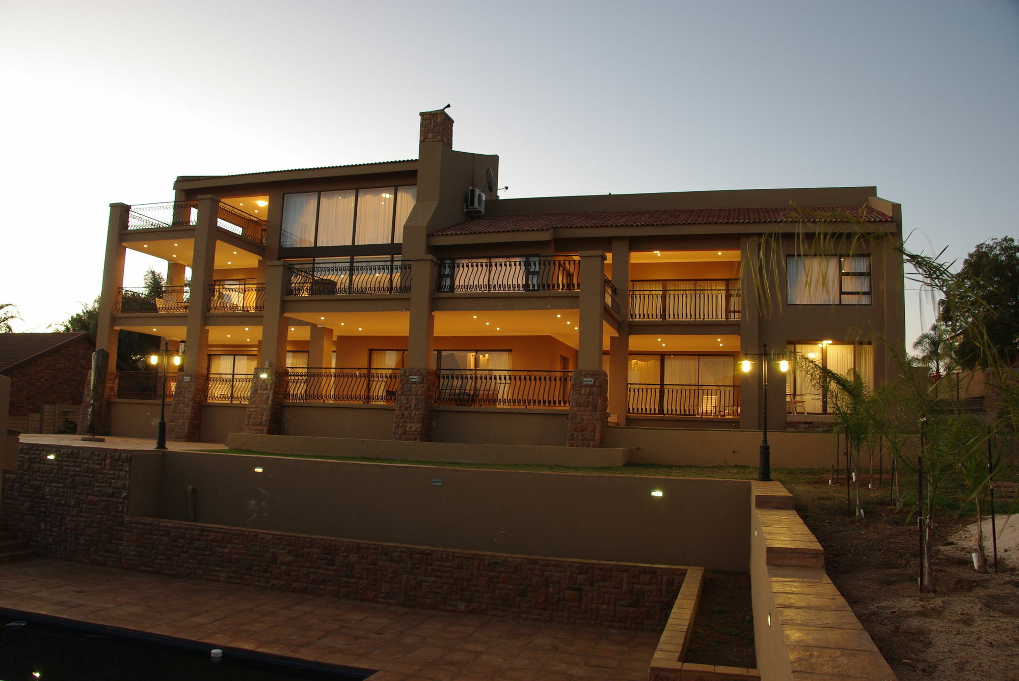 Chateau La Mer Exclusive Guesthouse & Spa Hartbeespoort Dış mekan fotoğraf